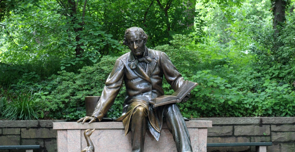 Hans Christian Andersen, cel mai mare povestitor universal, se pare că a murit virgin. Inventator al tăieturilor pe hârtie