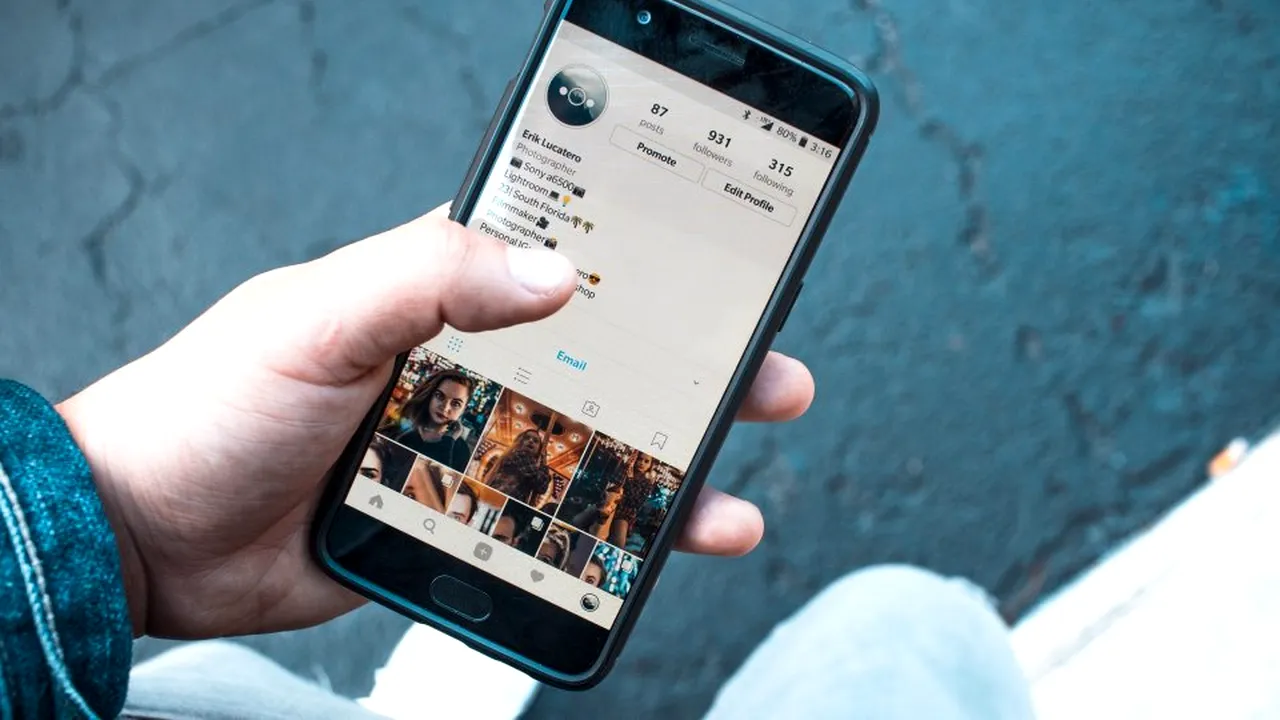 1-retele-sociale-unsplash 