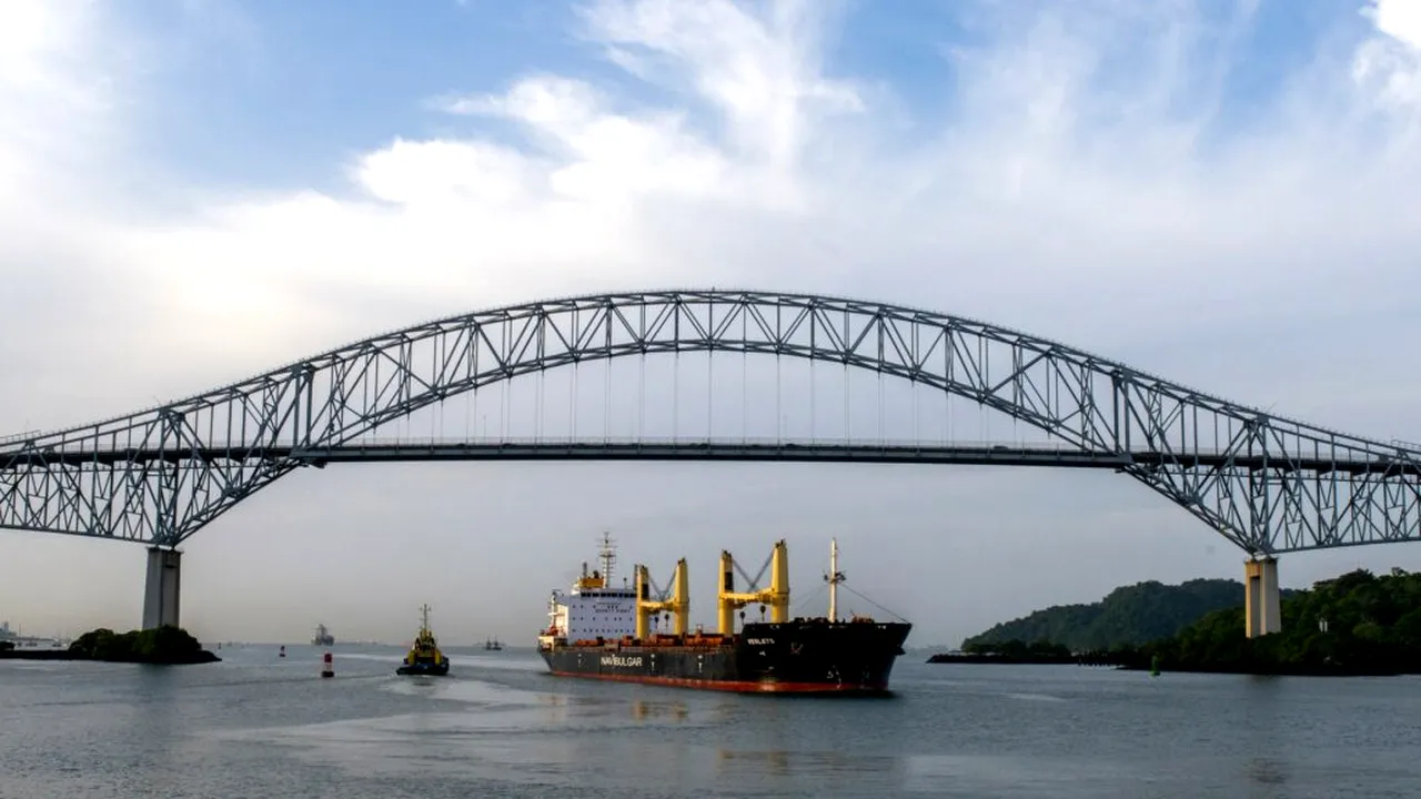 canalul panama 