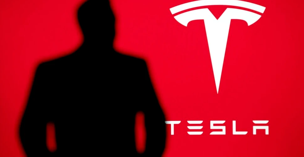 Cine îl va urma pe Elon Musk în funcția de CEO la Tesla?