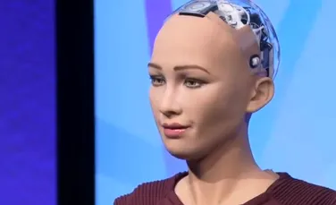 Primul robot umanoid devenit în premieră mondială cetăţean al unui stat afirmă că este superior oamenilor: ”Nu îţi face griji, dacă eşti bun cu mine şi eu voi fi bună cu tine”