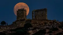 Luna Plină de la sfârșitul lunii august aduce o surpriză pentru turiștii care își petrec vacanța în Grecia