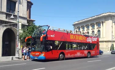 Se reia linia turistică Bucharest City Tour cu autobuze double-decker