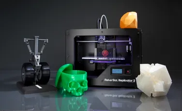 Vrei să-ţi tipăreşti un obiect? Acum poţi, cu imprimanta 3D destinată uzului caznic (FOTO/VIDEO)