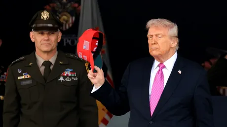 Discurs halucinant rostit de Donald Trump în fața a peste 1.000 de cadeți absolvenți