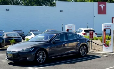 Tesla lucrează la o baterie care va mări considerabil autonomia modelelor sale