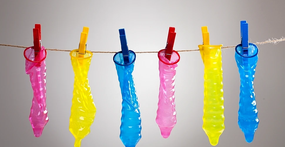 O nouă inovaţie în magazine: primul prezervativ conceput să distrugă HIV şi HPV