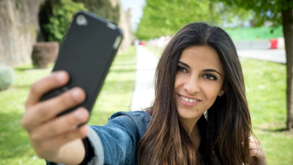 Ce se întâmplă cu mintea oamenilor după ce sunt lăsați fără internet pe telefon?