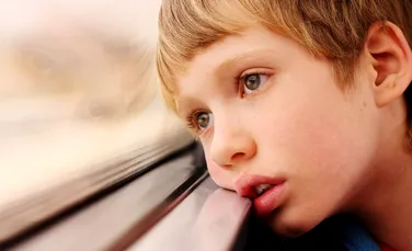 Un virus foarte comun poate produce apariţia autismului la copii. Totul începe din primele săptămâni de sarcină