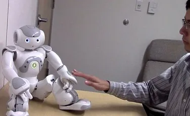 Experiment inedit. Ce se întâmplă atunci când un om atinge zonele ”intime” ale roboţilor – VIDEO