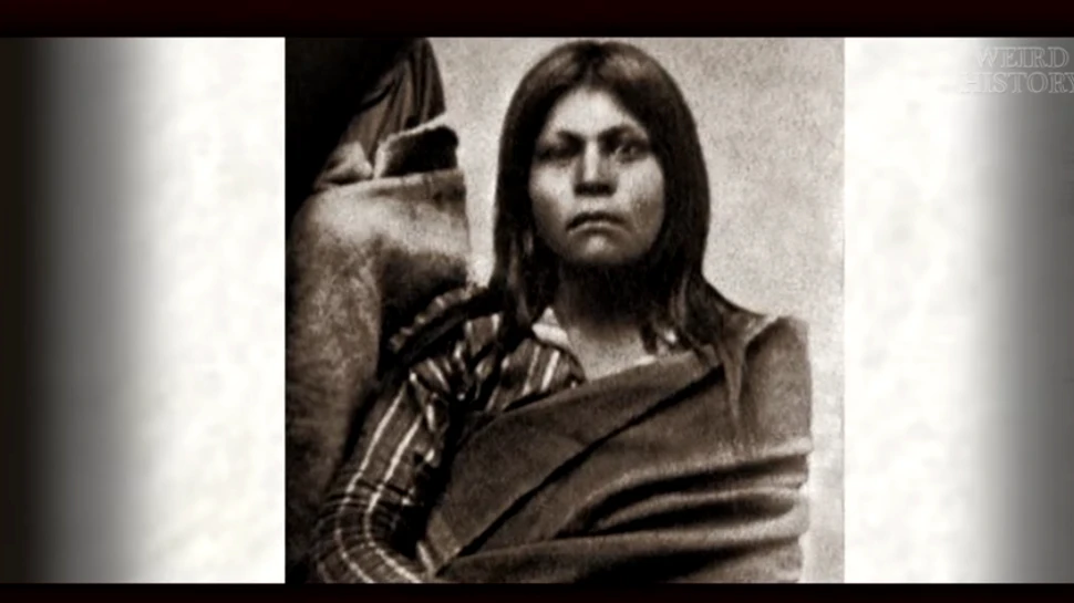 Ultima din tribul său: povestea fascinantă a femeii care a trăit singură pe o insulă timp de 18 ani