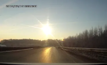 O spectaculoasă ploaie de meteoriţi a dus la rănirea a 1.100 de persoane în Rusia (GALERIE VIDEO)