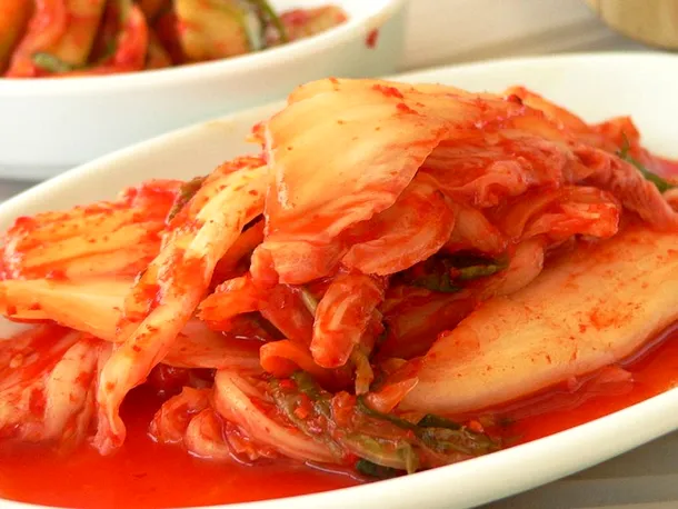  o portie de varza murata kimchi