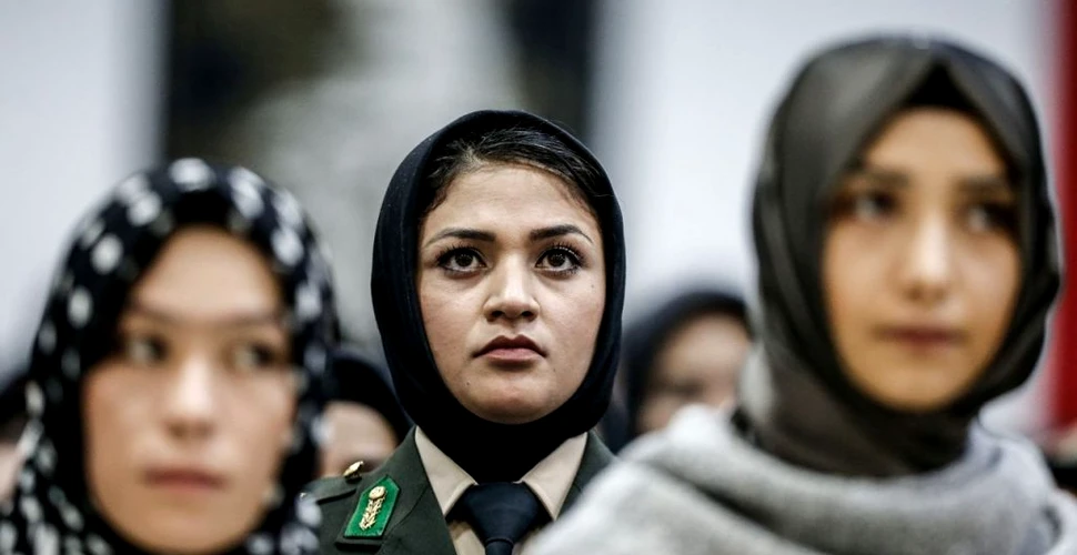 Viața femeilor afgane, afectată de revenirea talibanilor la putere
