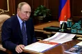 Vladimir Putin a interzis circulația camioanelor occidentale prin Rusia