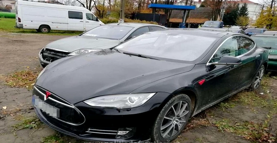 Mașină Tesla în valoare de 50.000 de euro, furată din Norvegia și găsită în Suceava