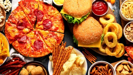 Alimentele ultraprocesate ar putea afecta capacitatea creierului de a se concentra