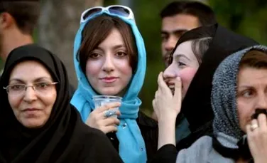 „Depravarea femeilor atrage cutremurele” declara un fundamentalist iranian