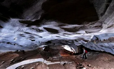 Expe Laos 2011: exploratorii au descoperit trei peşteri noi