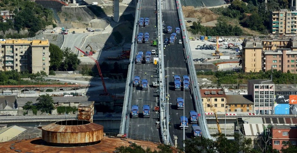 Cum este testată rezistența noului pod din Genova, la doi ani de la dezastrul care a ucis 43 de oameni