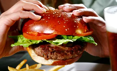 Descoperirea uluitoare a cercetătorilor când au analizat compoziţia hamburgerilor