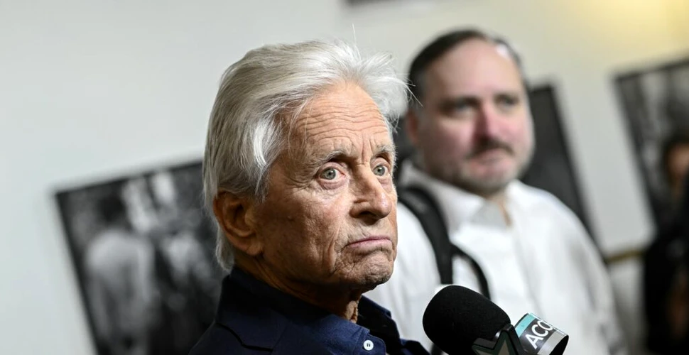 Actorul Michael Douglas s-a declarat „dezamăgit” de Joe Biden