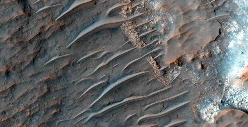Clima planetei Marte s-a schimbat dramatic în urmă cu 400.000 de ani