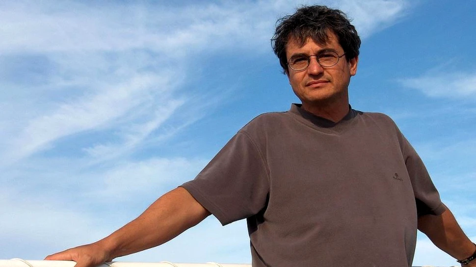 O carte de ştiinţă pe înţelesul tuturor: ”Şapte scurte lecţii de fizică” a fizicianului italian Carlo Rovelli
