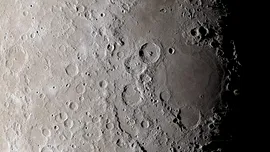 Polul sudic al Lunii ascunde un secret vechi de 4 miliarde de ani