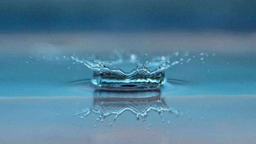 Experiment inedit. Cercetătorii au reușit să obțină apă în stare lichidă la 170 grade Celsius