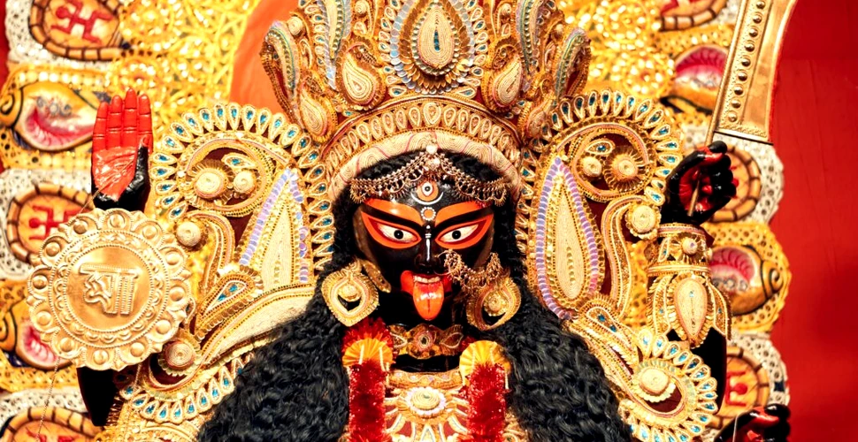 Kali, zeița-mamă care aduce moarte și distrugere pentru cei vinovați