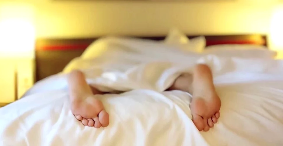 După ce a analizat mii de locuinţe, un renumit microbiolog a stabilit la cât timp trebuie să schimbi lenjeria de pat