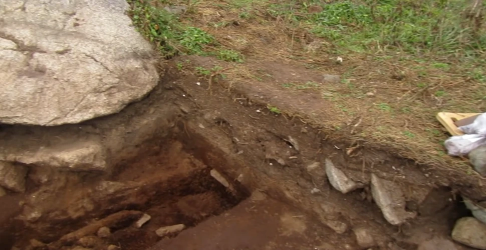Un mormânt bizar a fost găsit de arheologi într-un cimitir medieval izolat