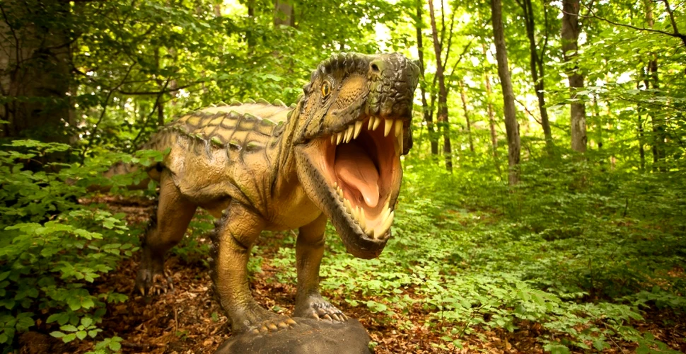 Câţi oamenii au fost să vadă dinozaurii din Râşnov în primele două luni de la deschiderea parcului?