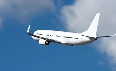 Un controlor de trafic aerian a reușit să salveze două avioane de la o potențială ciocnire