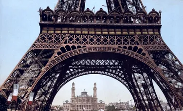 O bucată din scara originală a Turnului Eiffel din Paris a fost vândută pentru 169.000 de euro