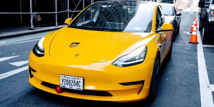 New York oprește o flotă de taxiuri Tesla în favoarea unor mașini cu ardere internă
