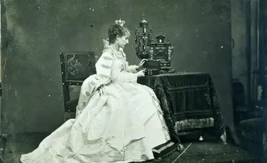 Sarah Bernhardt, una dintre primele celebrități din istorie. Sarah cea divină
