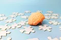 De ce tot mai mulți tineri au impresia că memoria lor s-a înrăutățit? Ce observă neurologii și psihologii în ultimii ani