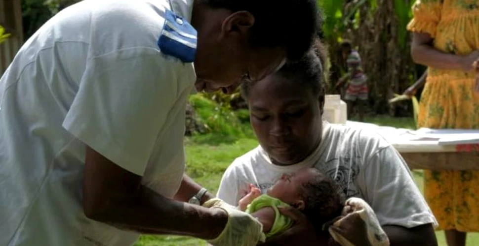 Revoluţie a serviciilor medicale: un copil a fost imunizat de primul vaccin livrat cu drona