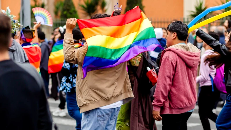 Terapiile de conversie pentru persoanele LGBT+ ar putea fi interzise în Anglia și Țara Galilor