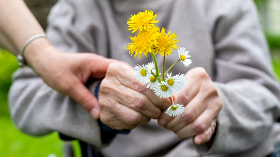 Oamenii care au joburi stimulante din punct de vedere mintal prezintă un risc mai scăzut de demență