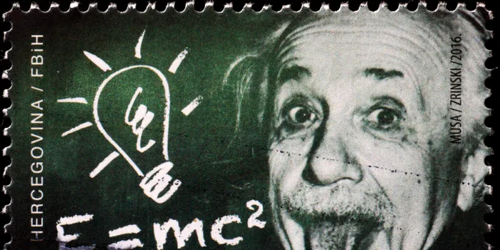 Obiceiurile ciudate ale marilor genii: cum își stimulau gândirea Einstein, Darwin sau Tesla