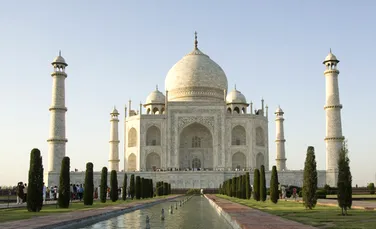 Escroci celebri: Povestea lui Natwarlal, indianul care a reuşit să vândă Taj Mahal-ul de mai multe ori