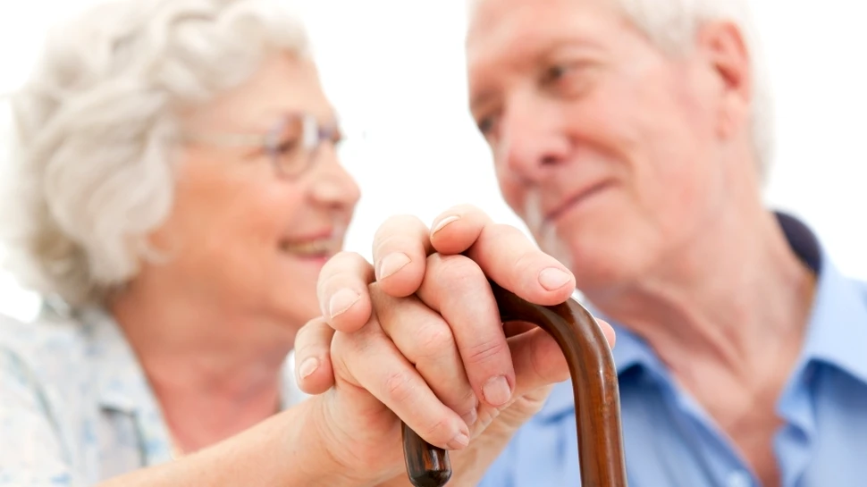 Cercetătorii de la Harvard anunţă o „descoperire extraordinară”: o substanţă revoluţionară ce poate inversa îmbătrânirea