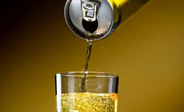 Un ingredient-cheie din băuturile energizante poate încetini îmbătrânirea