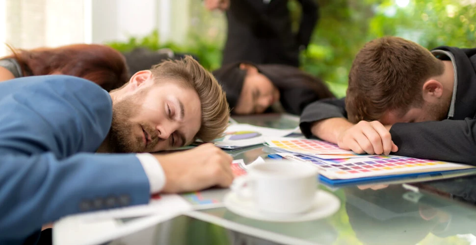 Cum sunt afectați angajații de „o supradoză de ședințe”