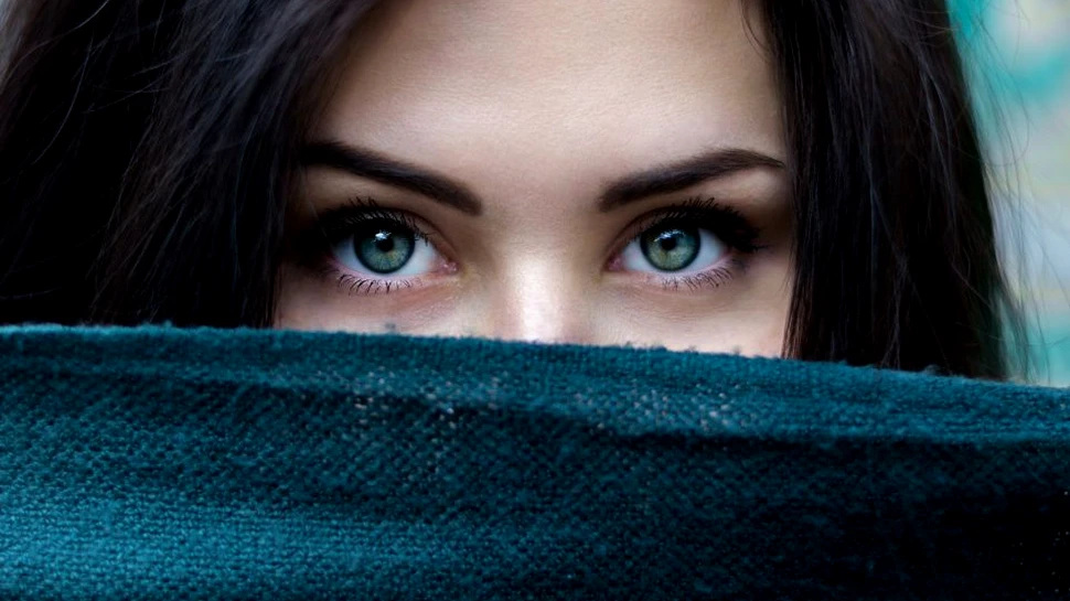 Mişcarea ochilor joacă un rol important în modul în care ne reamintim