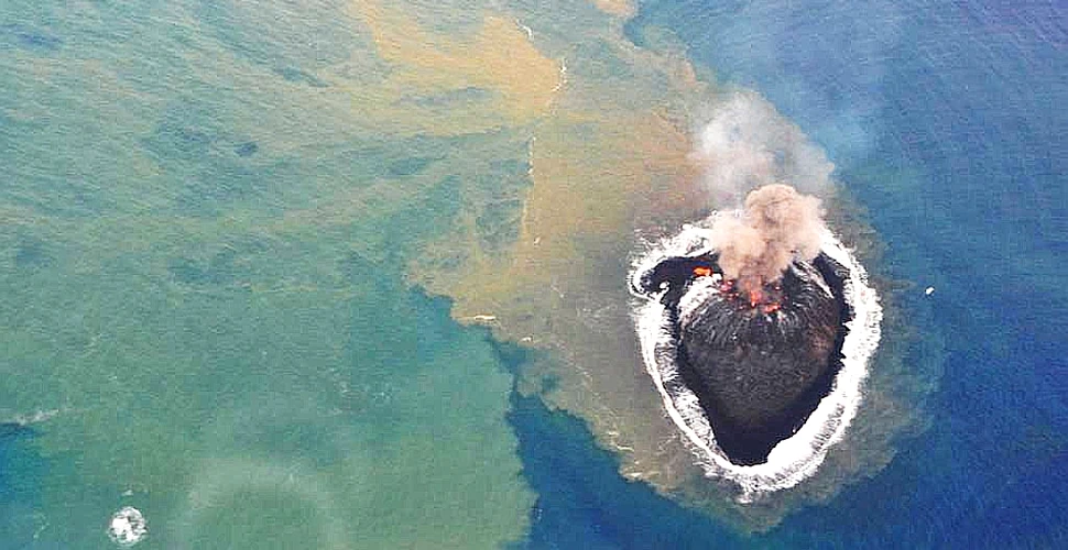 Scurgere de lavă, observată pe cea mai nouă insulă a planetei, ce a apărut brusc în largul Japoniei