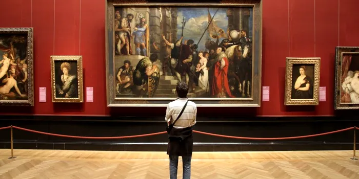 Regulile neștiute ale muzeelor. De ce 90% dintre comori stau în beciuri și ce NU ai voie să faci între exponate